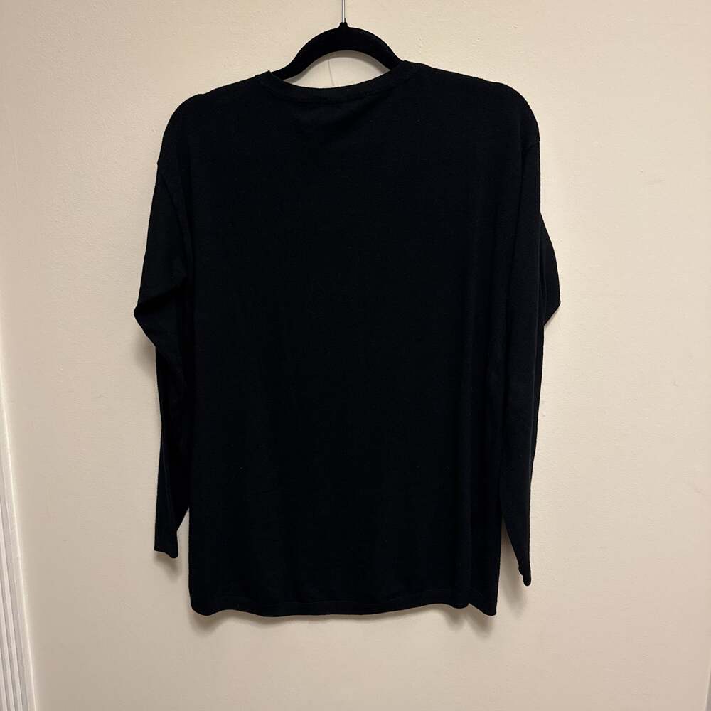 Long sleeve crewneck sweater